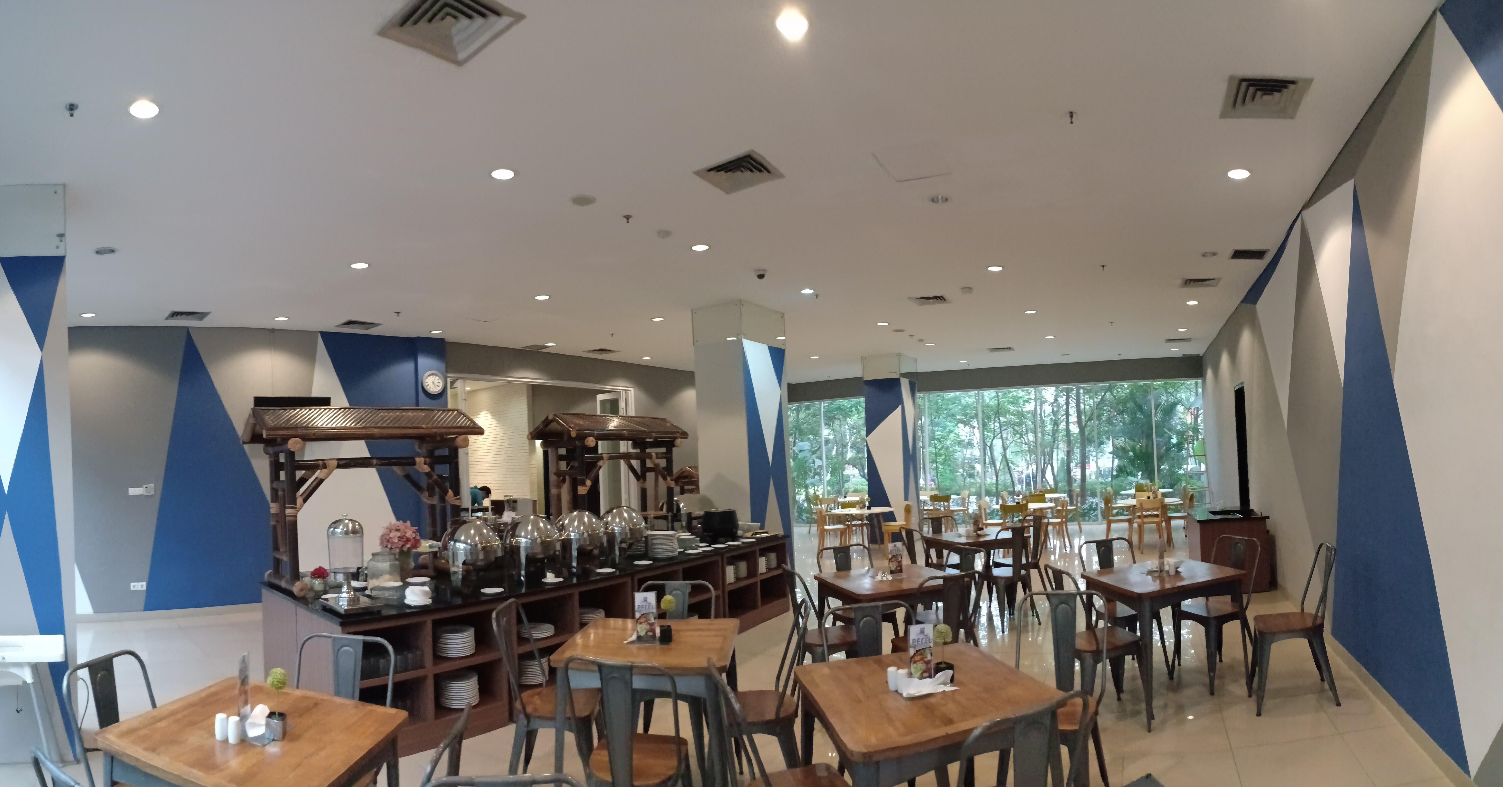 Ibis Budget Cikarang Festival Bekasi Buitenkant foto