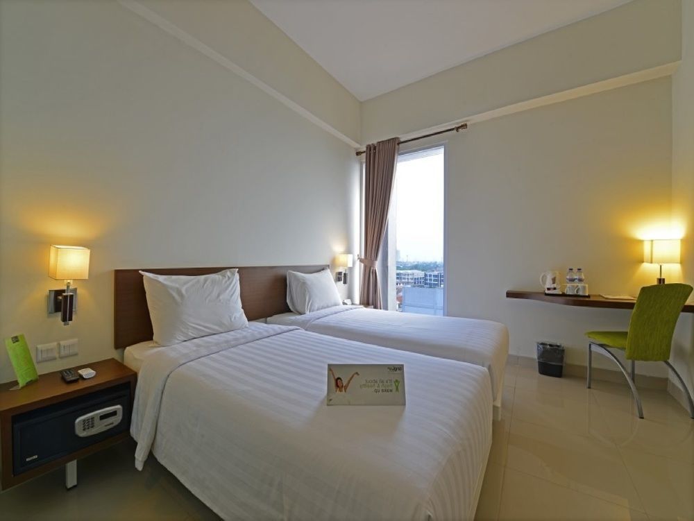 Ibis Budget Cikarang Festival Bekasi Buitenkant foto