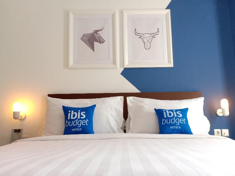 Ibis Budget Cikarang Festival Bekasi Buitenkant foto