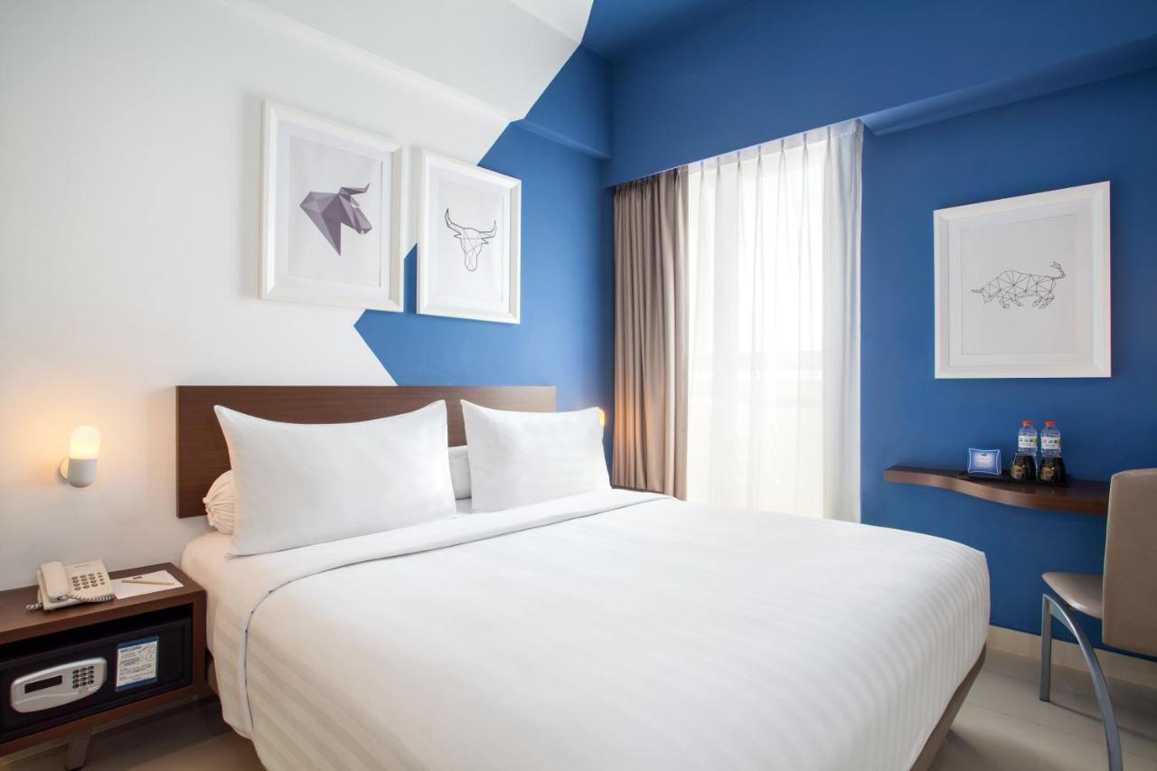 Ibis Budget Cikarang Festival Bekasi Buitenkant foto